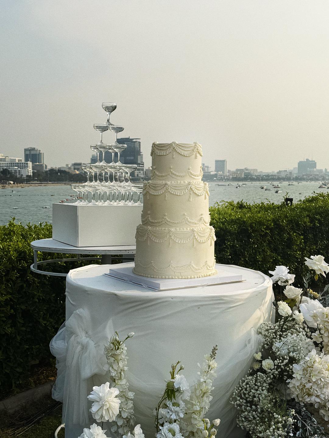 Wedding cake gallery
